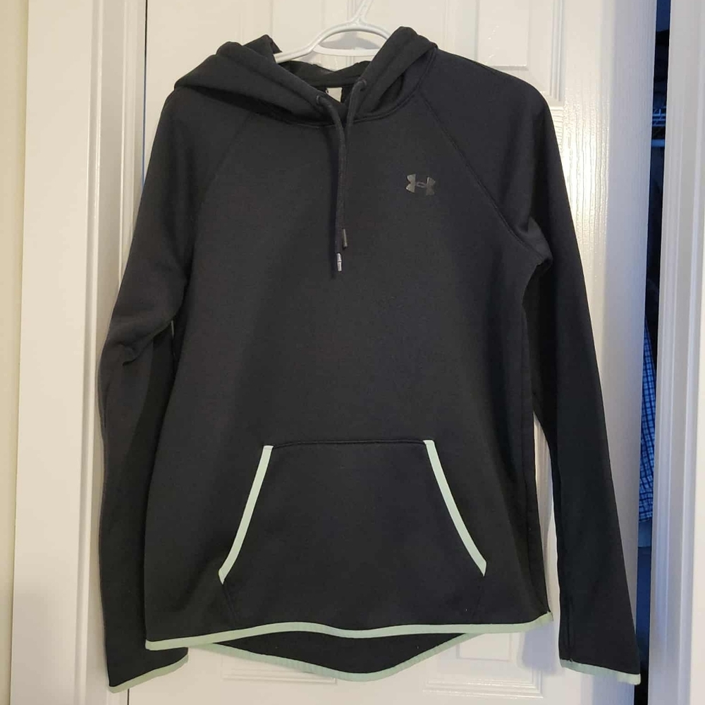 Under Armour Women Hoodie with Size S